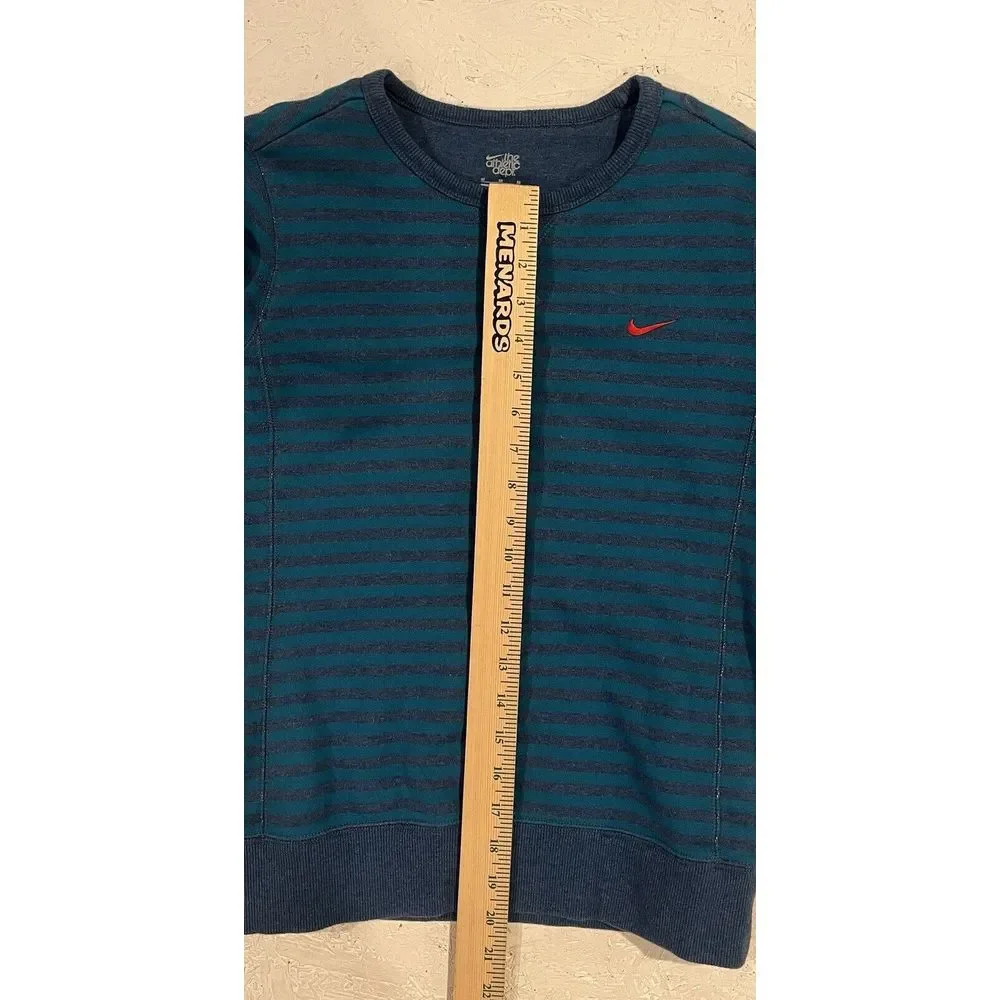 Nike The Athletic Dept Sweatshirt M Retro Stripe Crew Neck Blue Teal Athleisure‎